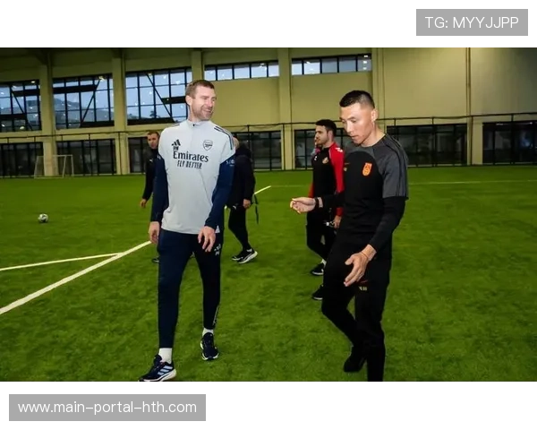 英超青训总监，人才梯队建设者