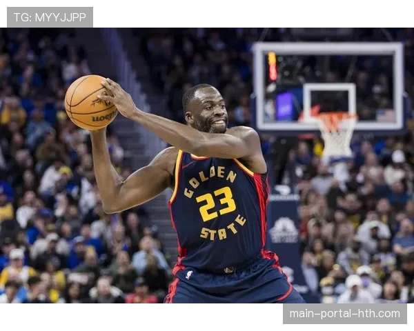 官方更新：锡安-威廉姆森腿筋轻微拉伤，预计缺席首轮剩余比赛